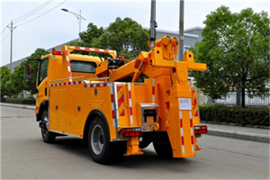 石峰高速路拖车费